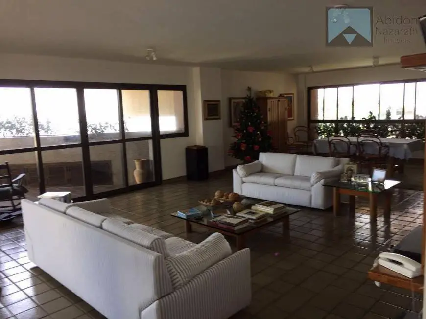 Foto 4 de Apartamento com 4 Quartos à venda, 380m² em Boa Viagem, Niterói