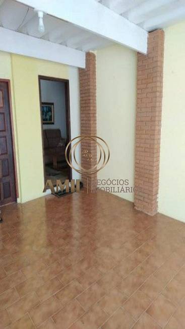 Foto 1 de Casa com 2 Quartos para alugar, 197m² em Centro, São José dos Campos