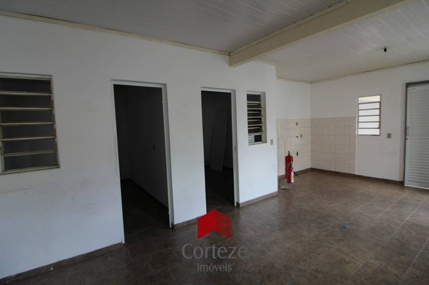 Foto 4 de Casa com 2 Quartos para alugar, 150m² em Centro, São José dos Pinhais