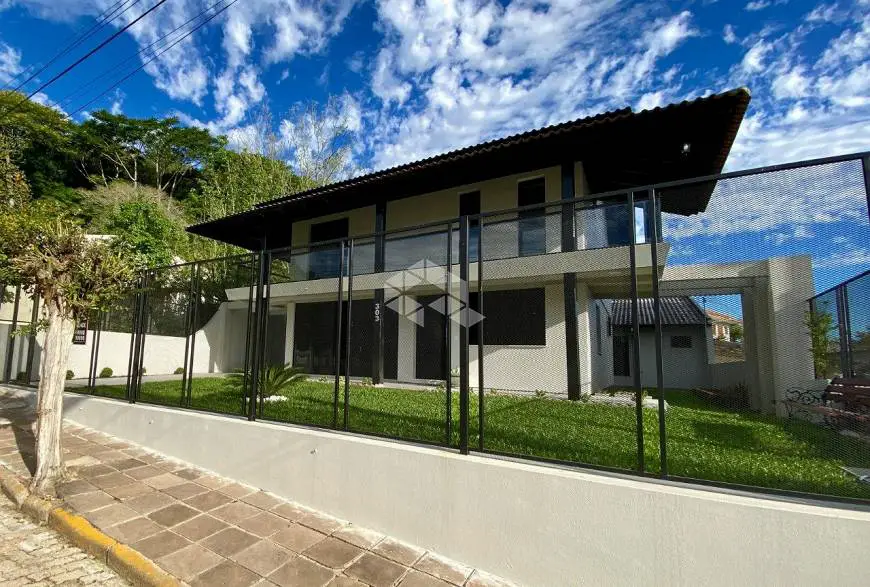 Foto 1 de Casa com 3 Quartos à venda, 279m² em Higienópolis, Santa Cruz do Sul
