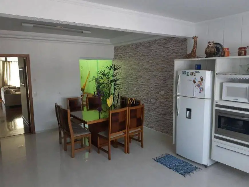 Foto 4 de Casa com 4 Quartos à venda, 254m² em Vila Floresta, Santo André