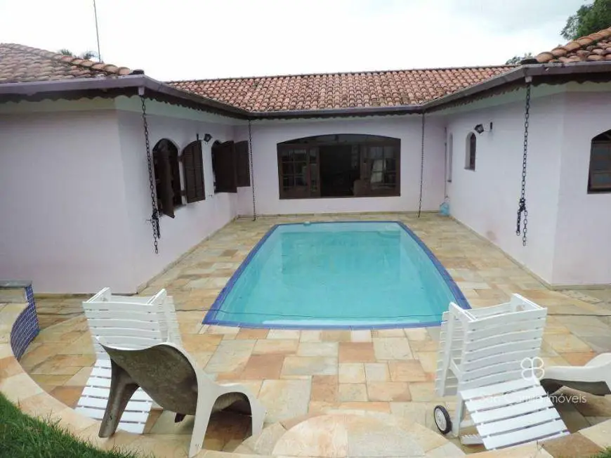 Foto 1 de Casa de Condomínio com 3 Quartos à venda, 450m² em Granja Viana, Carapicuíba