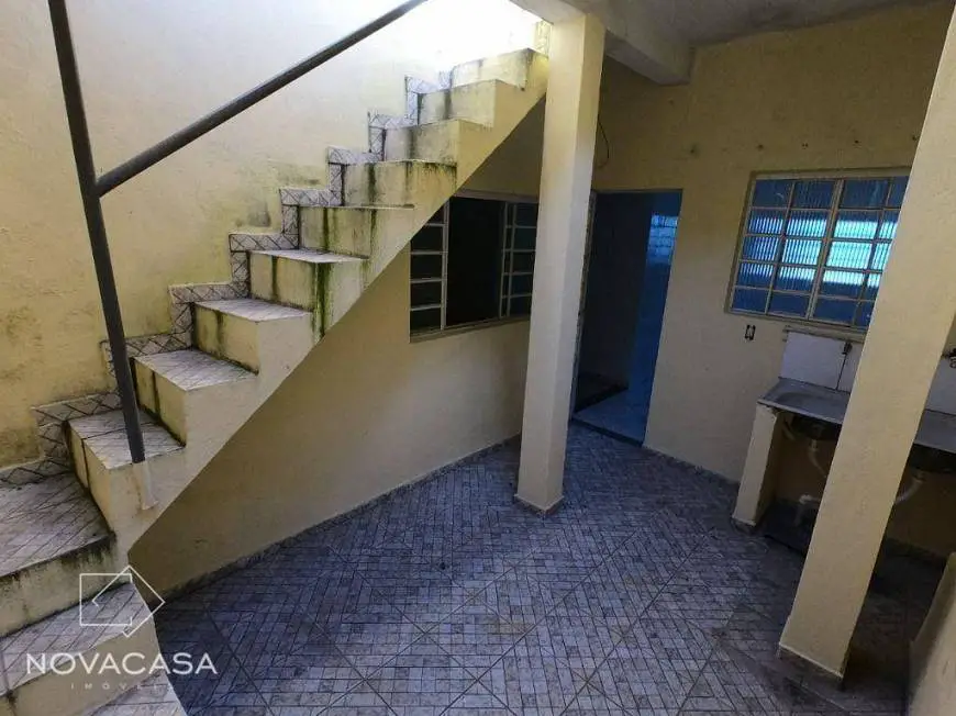 Foto 1 de Casa de Condomínio com 3 Quartos para alugar, 112m² em Letícia, Belo Horizonte