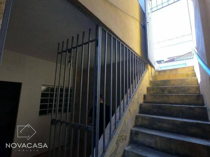 Foto 4 de Casa de Condomínio com 3 Quartos para alugar, 112m² em Letícia, Belo Horizonte