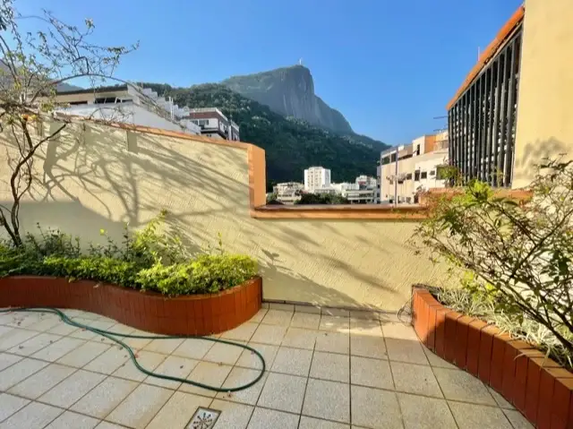 Foto 1 de Cobertura com 2 Quartos à venda, 160m² em Jardim Botânico, Rio de Janeiro