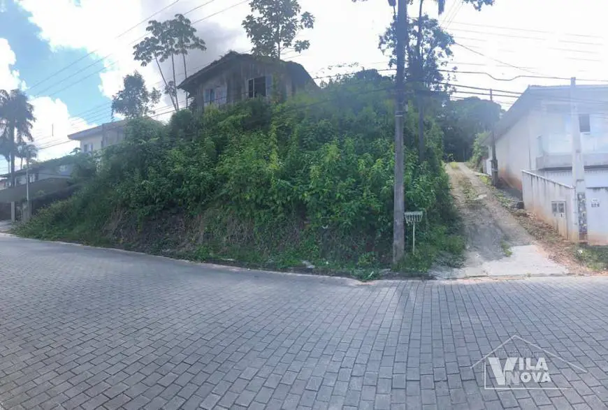 Foto 1 de Lote/Terreno à venda, 408m² em Vila Nova, Joinville