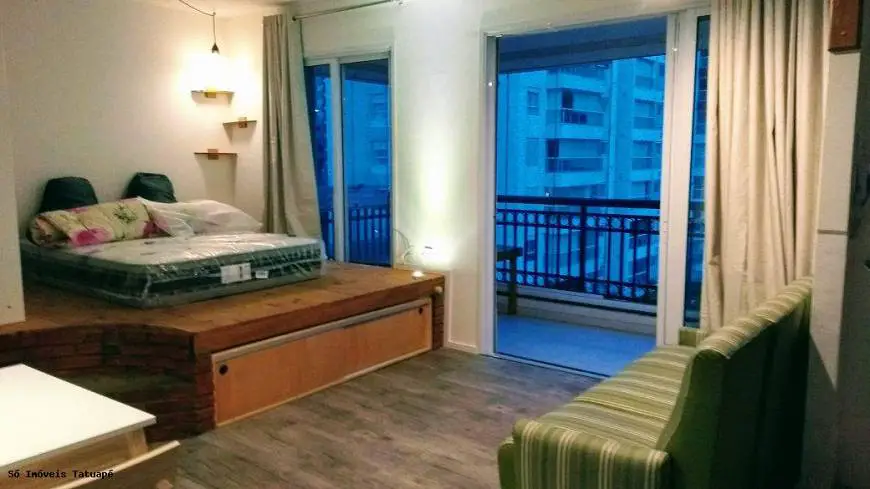 Foto 1 de Apartamento com 1 Quarto à venda, 40m² em Vila Regente Feijó, São Paulo
