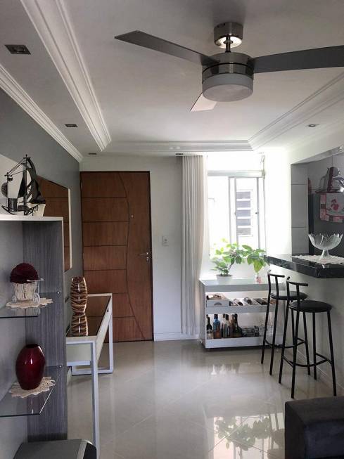 Foto 1 de Apartamento com 2 Quartos à venda, 52m² em Conjunto Habitacional Presidente Castelo Branco, Carapicuíba