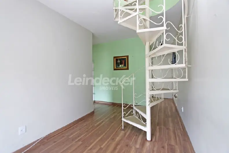 Foto 3 de Apartamento com 2 Quartos para alugar, 83m² em Santana, Porto Alegre