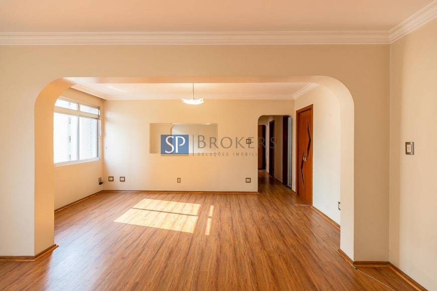 Foto 3 de Apartamento com 3 Quartos à venda, 108m² em Bela Vista, São Paulo
