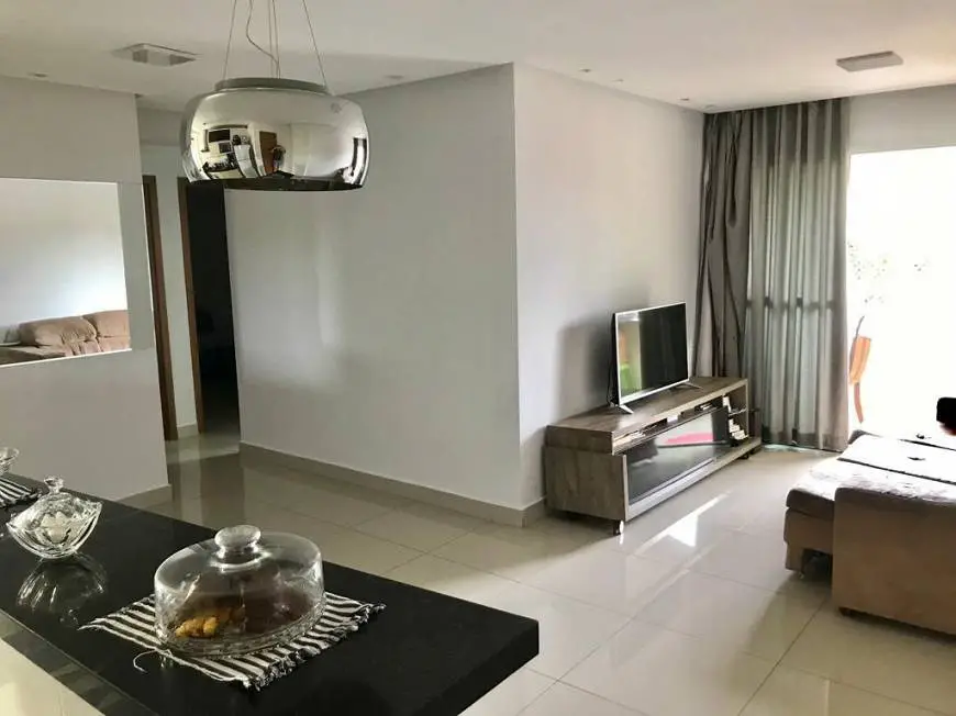 Foto 1 de Apartamento com 3 Quartos à venda, 83m² em Chácaras Alto da Glória, Goiânia