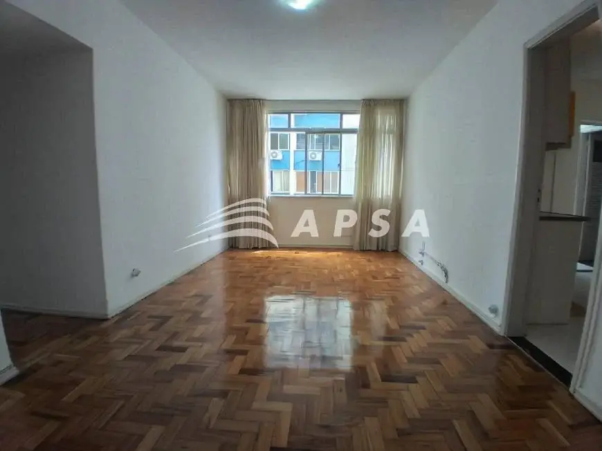 Foto 1 de Apartamento com 3 Quartos para alugar, 97m² em Leblon, Rio de Janeiro