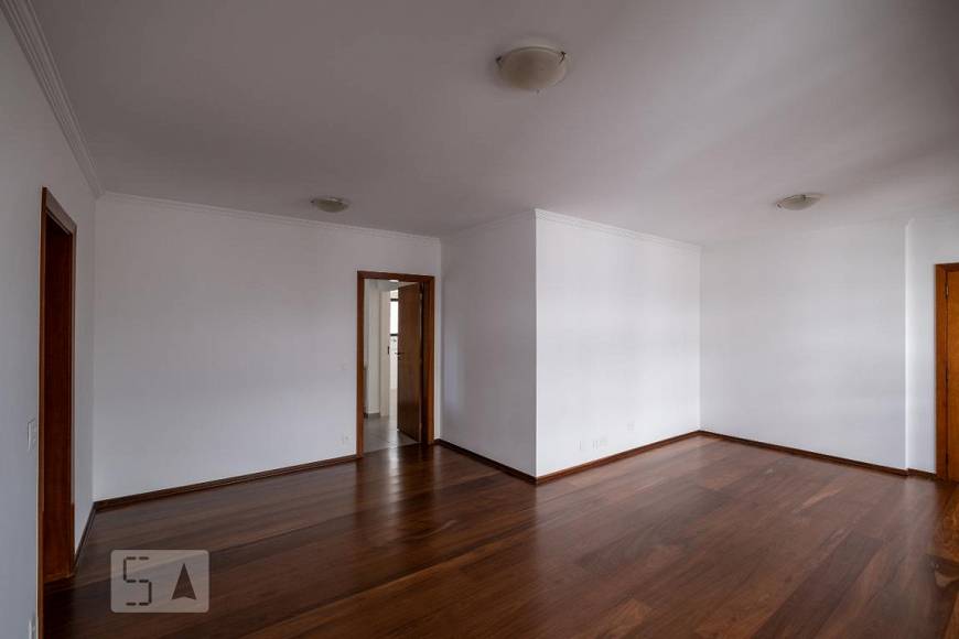 Foto 4 de Apartamento com 3 Quartos para alugar, 132m² em Vila Madalena, São Paulo