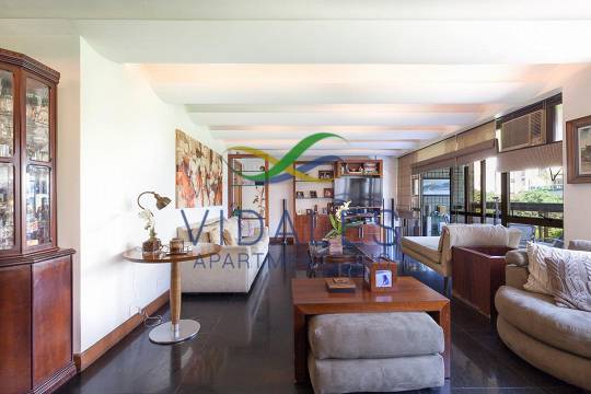 Foto 1 de Apartamento com 4 Quartos à venda, 200m² em Jardim Botânico, Rio de Janeiro