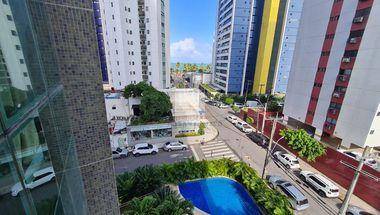 Foto 1 de Apartamento com 4 Quartos à venda, 136m² em Pina, Recife