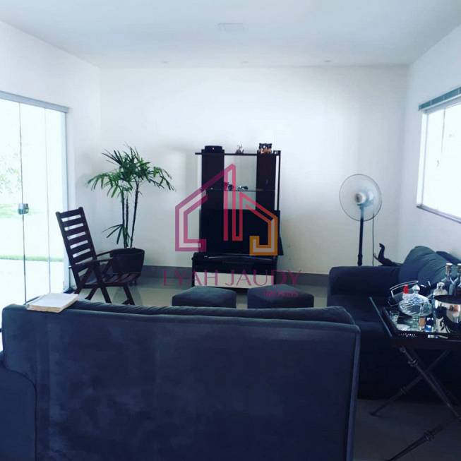Foto 1 de Casa com 3 Quartos à venda, 207m² em Jardim Califórnia, Cuiabá
