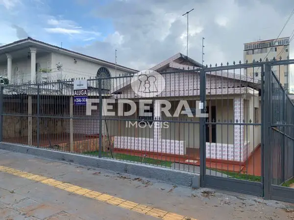 Foto 1 de Casa com 3 Quartos para alugar, 90m² em Setor Leste Universitário, Goiânia