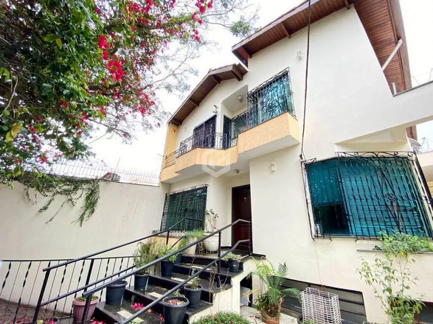Foto 1 de Casa com 3 Quartos à venda, 300m² em Vila Ivone, São Paulo