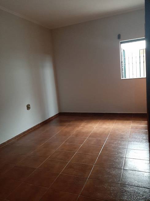 Foto 5 de Casa com 4 Quartos para alugar, 180m² em Condomínio Itamaraty, Ribeirão Preto