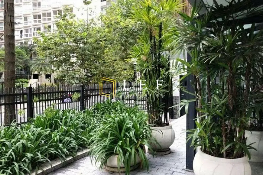 Foto 2 de Cobertura com 4 Quartos para alugar, 326m² em Jardim América, São Paulo