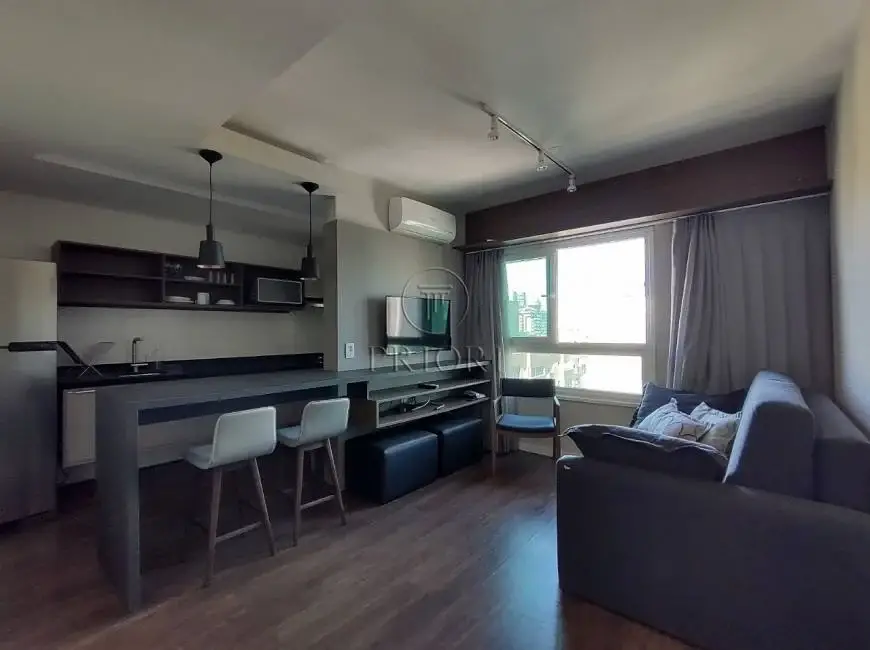 Foto 1 de Apartamento com 1 Quarto para alugar, 38m² em Moinhos de Vento, Porto Alegre