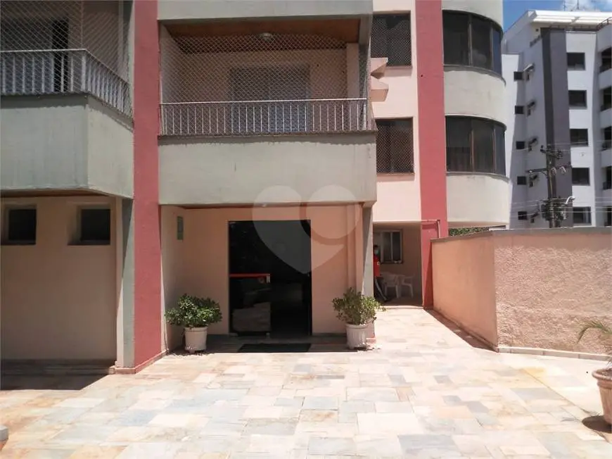 Foto 5 de Apartamento com 1 Quarto à venda, 340m² em Vila Coqueiro, Valinhos
