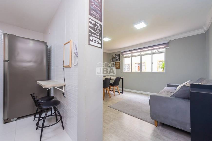 Foto 2 de Apartamento com 3 Quartos à venda, 47m² em Alto Boqueirão, Curitiba