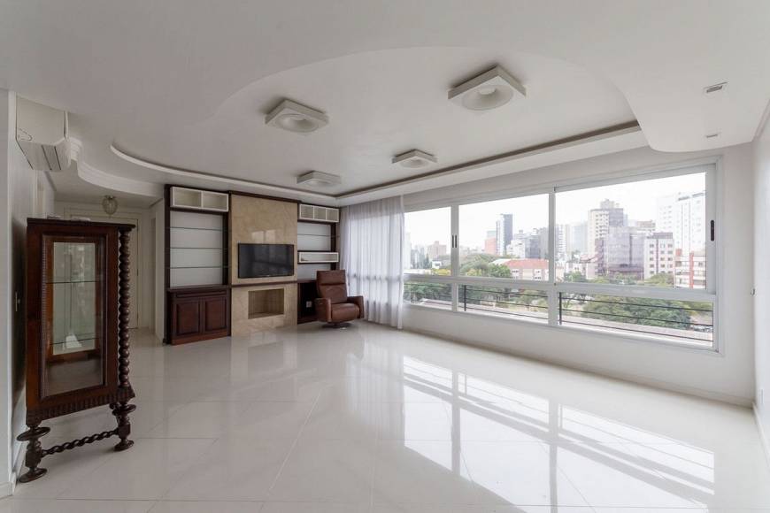 Foto 1 de Apartamento com 3 Quartos à venda, 144m² em Petrópolis, Porto Alegre