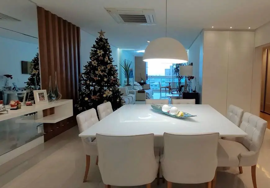 Foto 1 de Apartamento com 4 Quartos à venda, 180m² em Parque das Castanheiras, Vila Velha