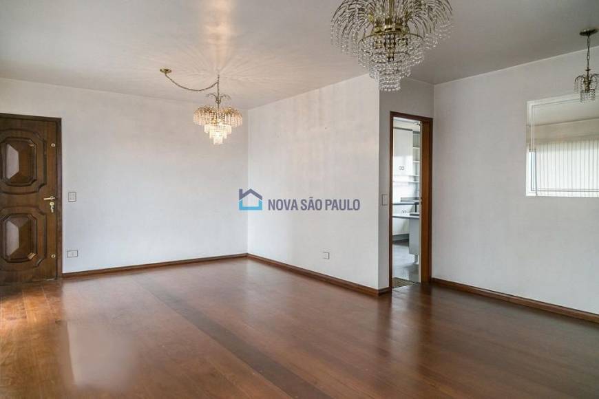 Foto 3 de Apartamento com 4 Quartos à venda, 132m² em Saúde, São Paulo