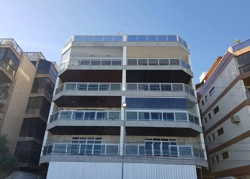 Foto 1 de Apartamento com 5 Quartos à venda, 124m² em Praia do Forte, Cabo Frio