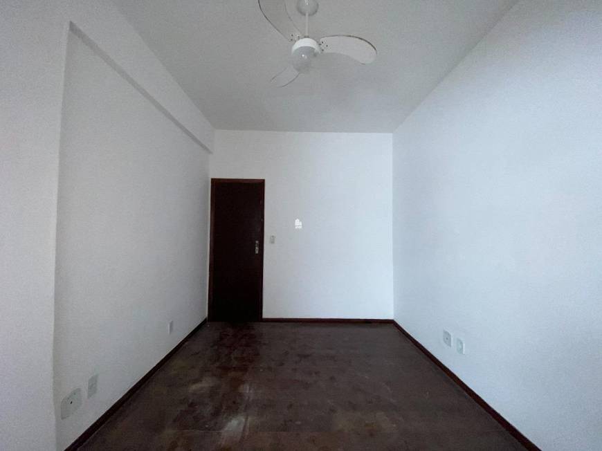 Foto 3 de Apartamento com 5 Quartos à venda, 124m² em Praia do Forte, Cabo Frio