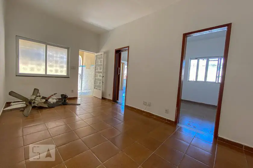 Foto 3 de Casa com 2 Quartos para alugar, 120m² em Jardim América, Rio de Janeiro