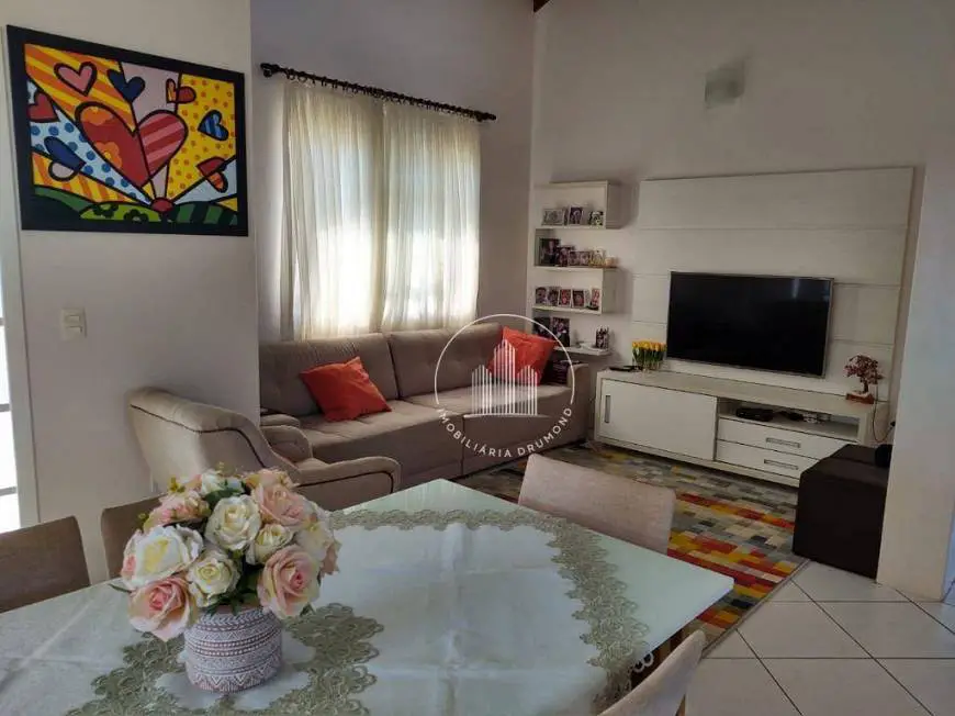 Foto 4 de Casa com 3 Quartos à venda, 141m² em Campeche, Florianópolis