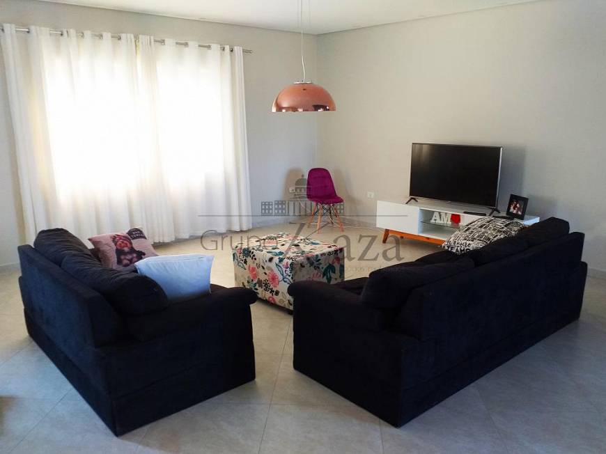 Foto 1 de Casa de Condomínio com 4 Quartos à venda, 360m² em Mirante do Vale, Jacareí