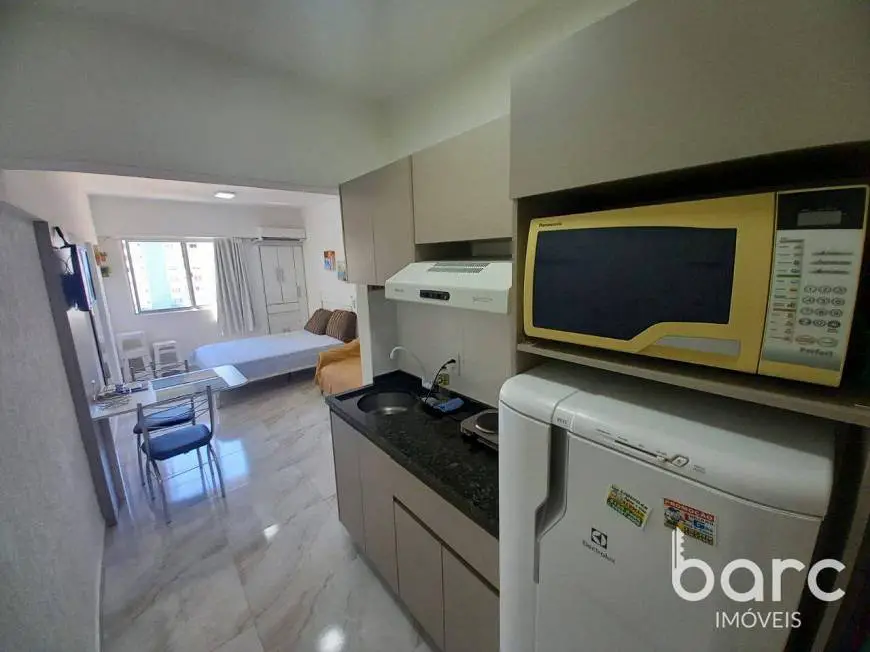 Foto 1 de Apartamento com 1 Quarto para alugar, 32m² em Centro, Balneário Camboriú