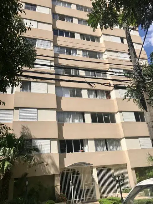 Foto 1 de Apartamento com 2 Quartos para alugar, 87m² em Champagnat, Curitiba