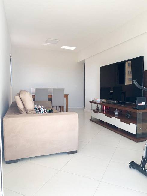 Foto 4 de Apartamento com 2 Quartos à venda, 62m² em Glória, Macaé