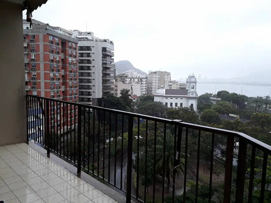Foto 4 de Apartamento com 2 Quartos à venda, 78m² em Humaitá, Rio de Janeiro