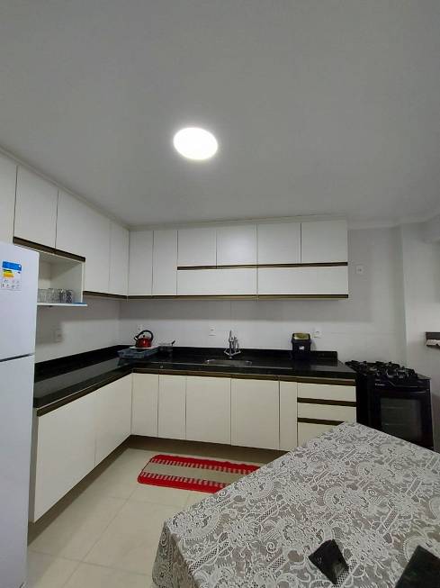 Foto 3 de Apartamento com 2 Quartos para alugar, 76m² em Vila Guilhermina, Praia Grande