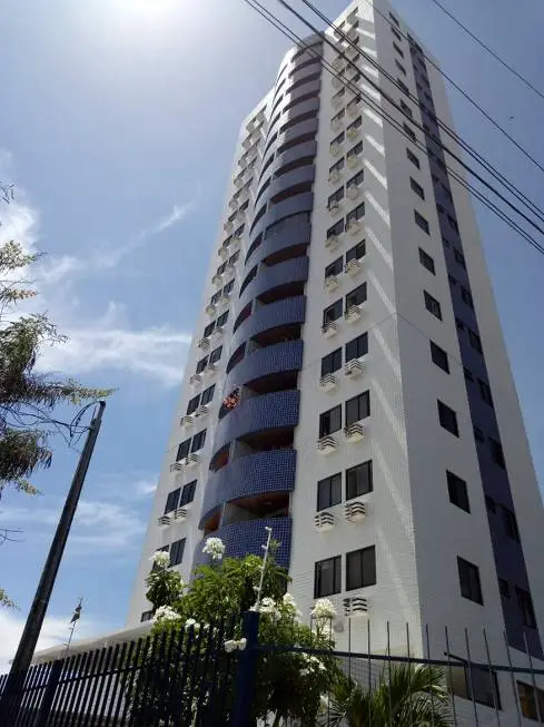 Foto 1 de Apartamento com 3 Quartos à venda, 70m² em Campo Grande, Recife