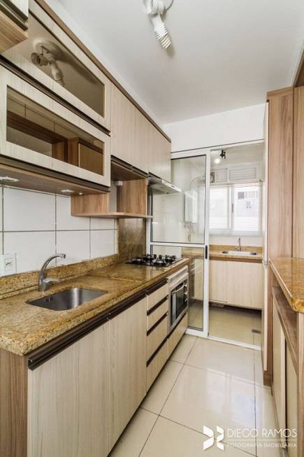 Foto 4 de Apartamento com 3 Quartos à venda, 63m² em Cristal, Porto Alegre