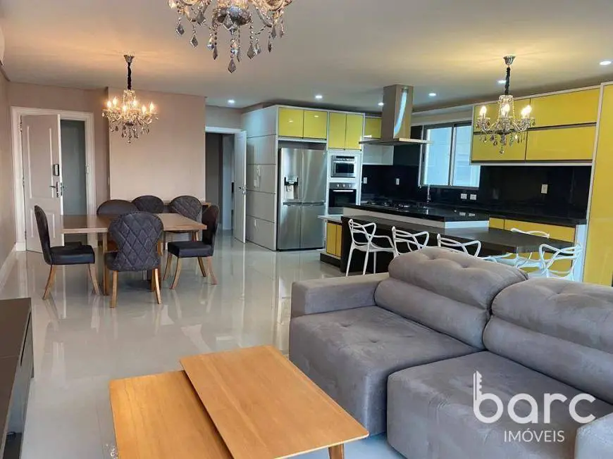 Foto 3 de Apartamento com 4 Quartos para alugar, 183m² em Centro, Balneário Camboriú