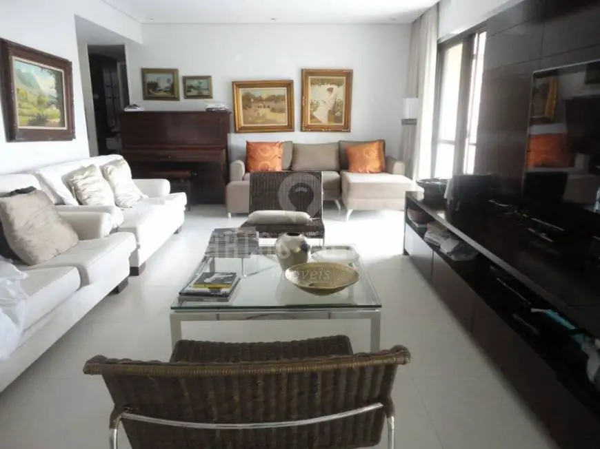Foto 1 de Apartamento com 4 Quartos para alugar, 190m² em Jardim Parque Morumbi, São Paulo