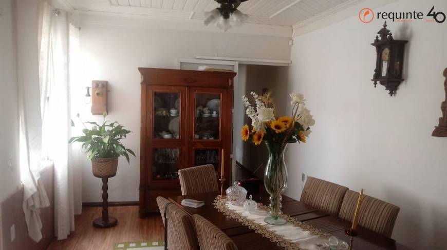 Foto 1 de Casa com 3 Quartos à venda, 140m² em Centro, Pelotas