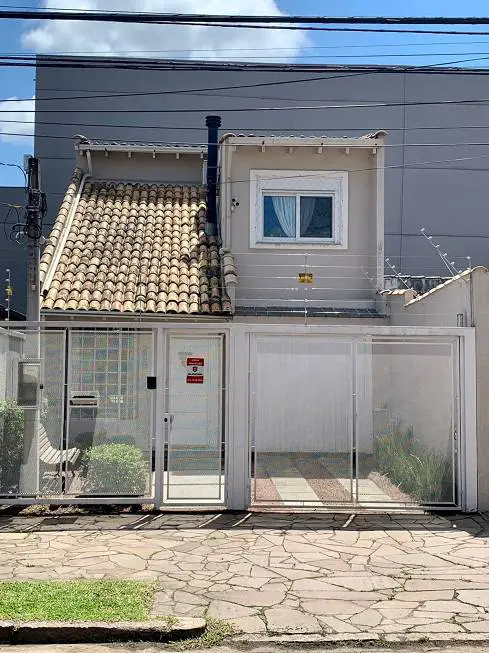 Foto 1 de Casa com 3 Quartos à venda, 218m² em São João, Porto Alegre