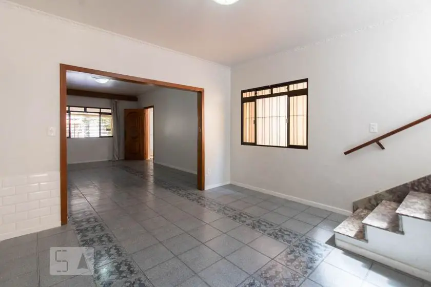 Foto 1 de Casa com 3 Quartos para alugar, 270m² em Vila Guilherme, São Paulo