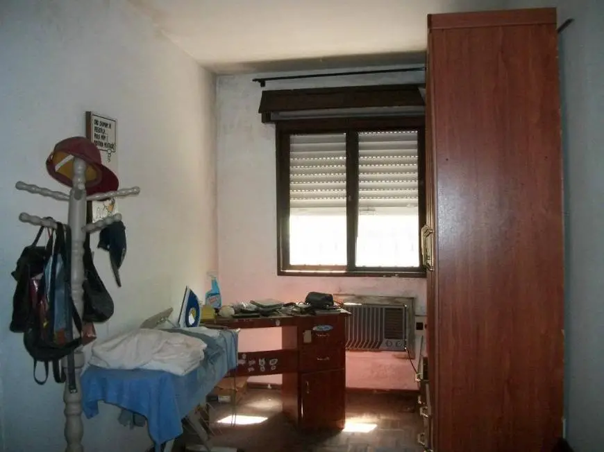 Foto 2 de Casa com 4 Quartos à venda, 140m² em Bom Fim, Porto Alegre