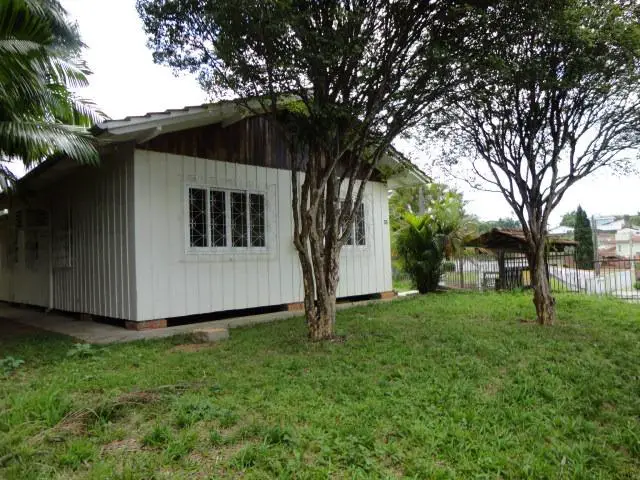 Foto 1 de Casa com 4 Quartos para alugar, 95m² em Costa E Silva, Joinville