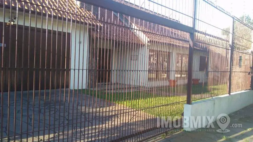 Foto 1 de Casa com 4 Quartos à venda, 350m² em Passo das Pedras, Porto Alegre